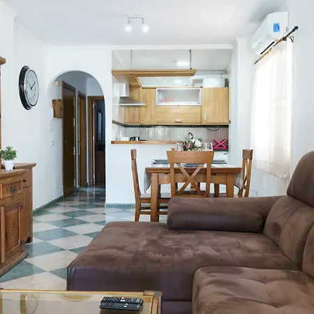 Malagasuite Relax & Pool Apartment *