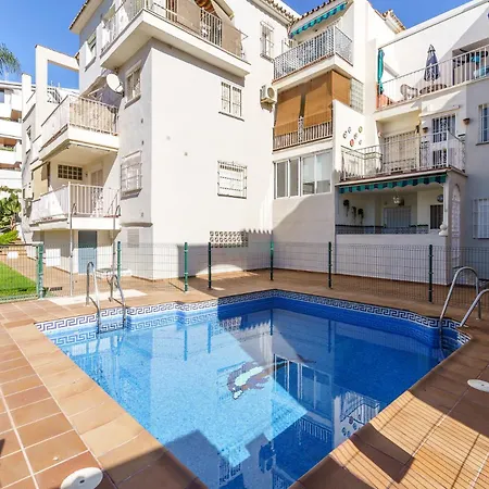 Apartment Malagasuite Relax & Pool *
