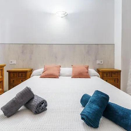 Apartment Malagasuite Relax & Pool *